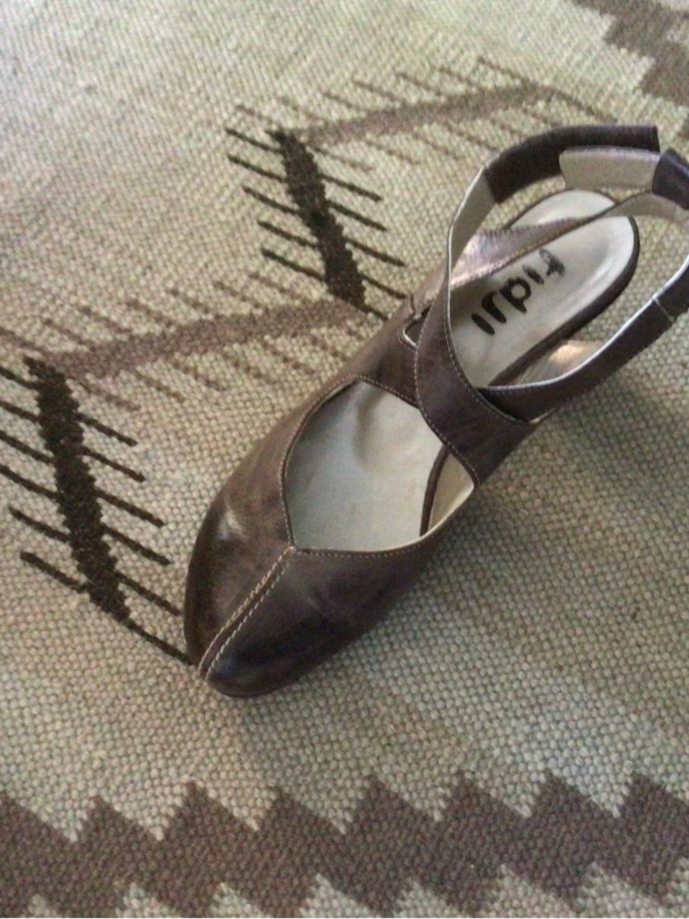 Slingback Cutout Mule in Dark Brown Leather